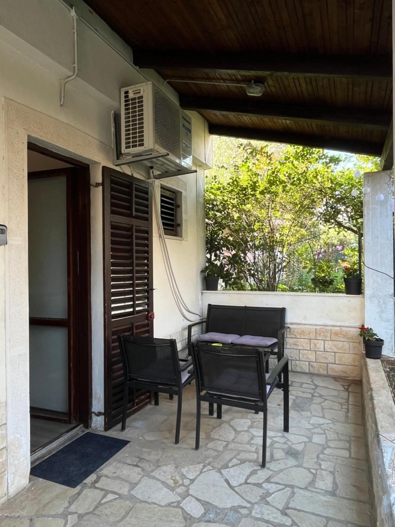 Seashell Apartment Vrsar Exterior photo